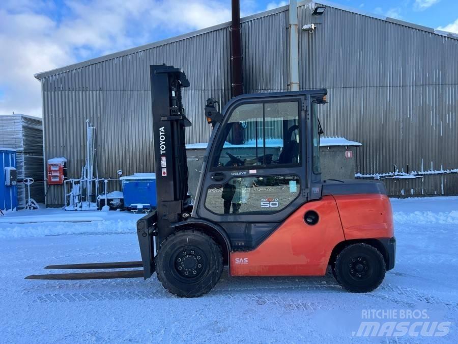 Toyota 40-8FD50N Dieselstapler