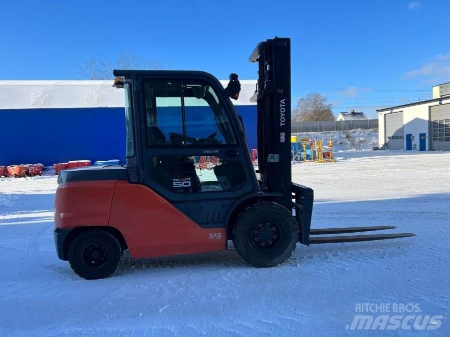 Toyota 40-8FD50N Dieselstapler