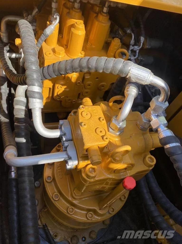 Sany SY215C Raupenbagger