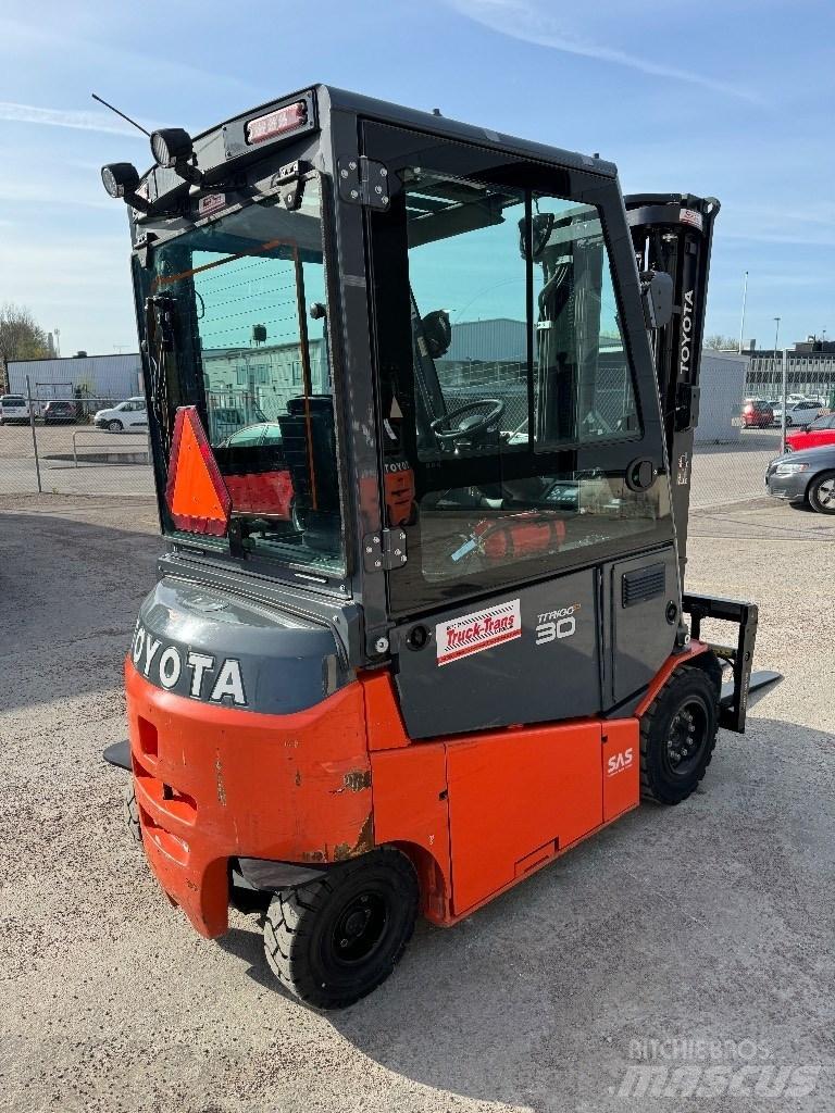 Toyota 8FBMKT30 Elektrostapler
