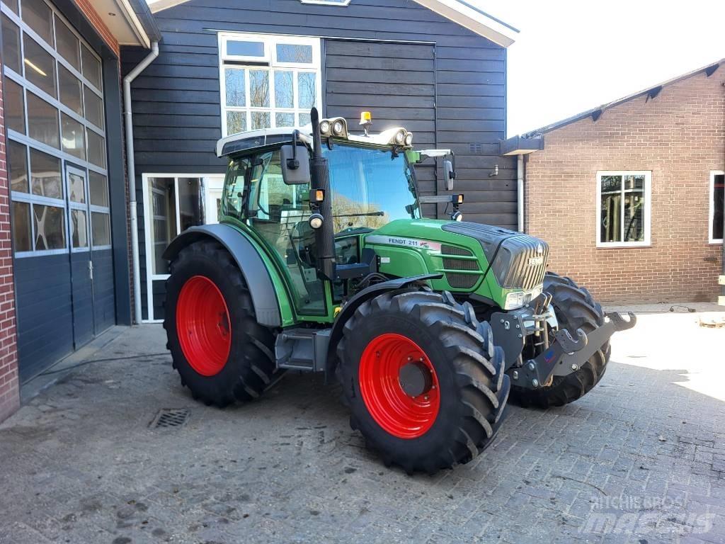Fendt 211 Vario TMS Traktoren
