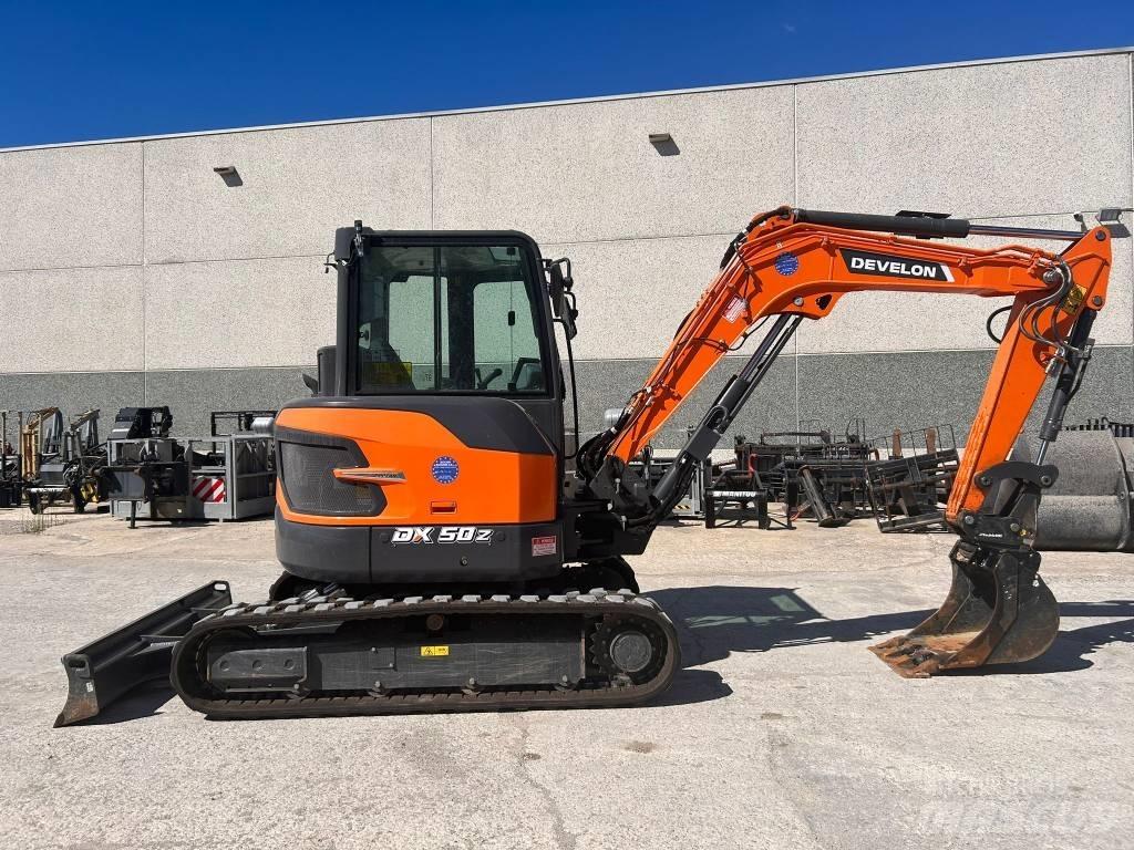 Doosan DX 50 Z-7 Sonstige Flurförderzeuge