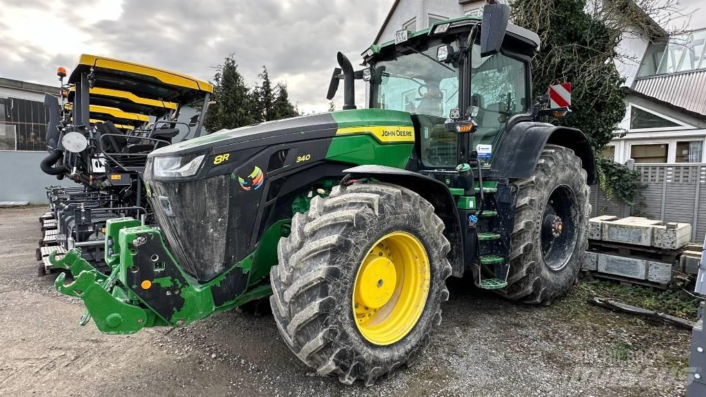 John Deere 8R 340 Traktoren