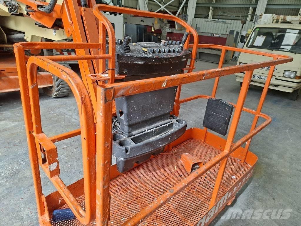 JLG 450 AJ Kompakte selbstfahrende Hebebühnen