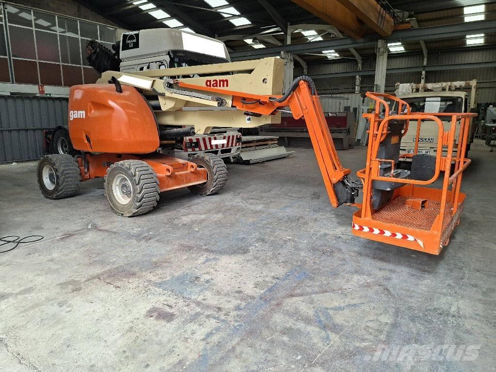 JLG 450 AJ Kompakte selbstfahrende Hebebühnen