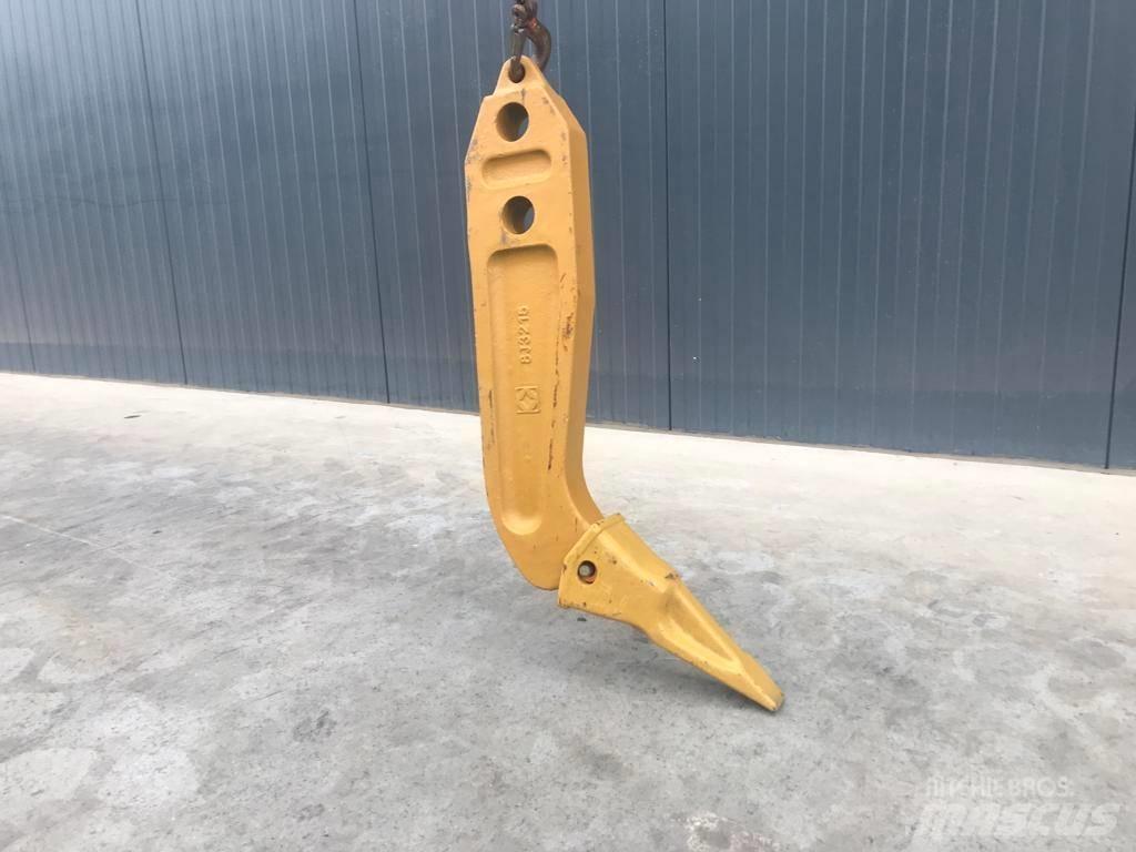 Komatsu D65 Shank Aufreisser