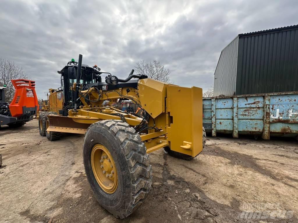 CAT 150 Grader