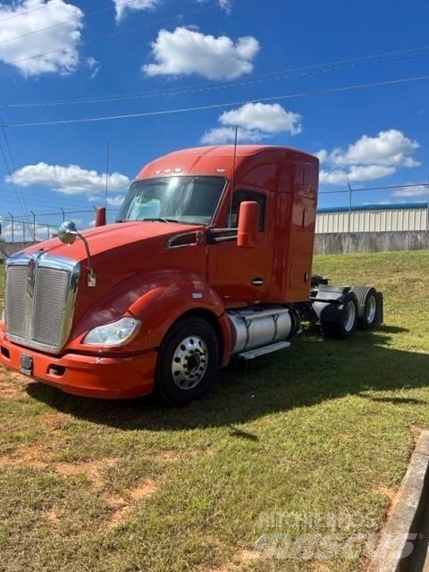 Kenworth T 680 Sattelzugmaschinen