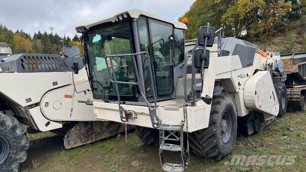 Wirtgen WR200i Asphalt-Recycler