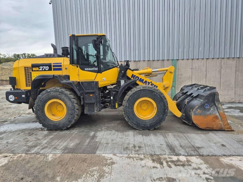Komatsu WA 270-8 Radlader