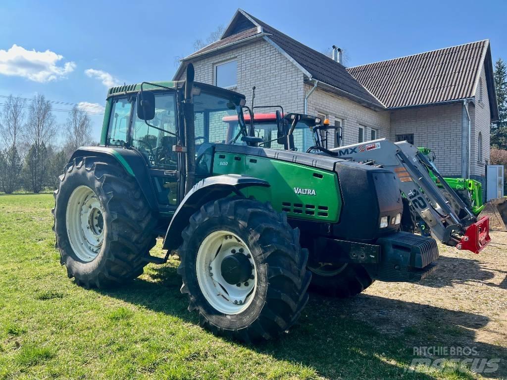 Valtra 8450 Traktoren