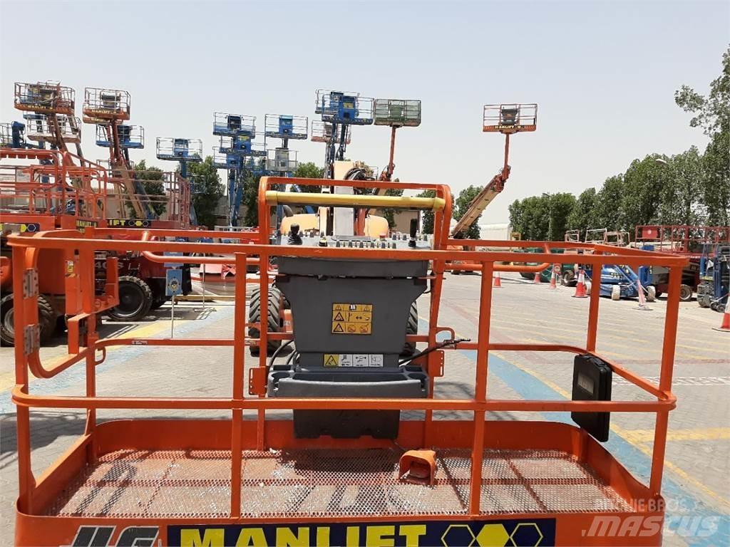 JLG 800AJ Gelenkteleskoparbeitsbühnen