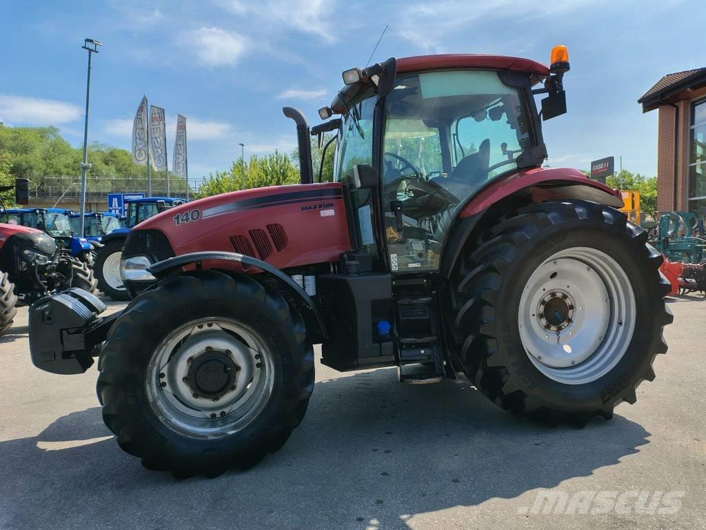 Case IH Maxxum 140 Traktoren