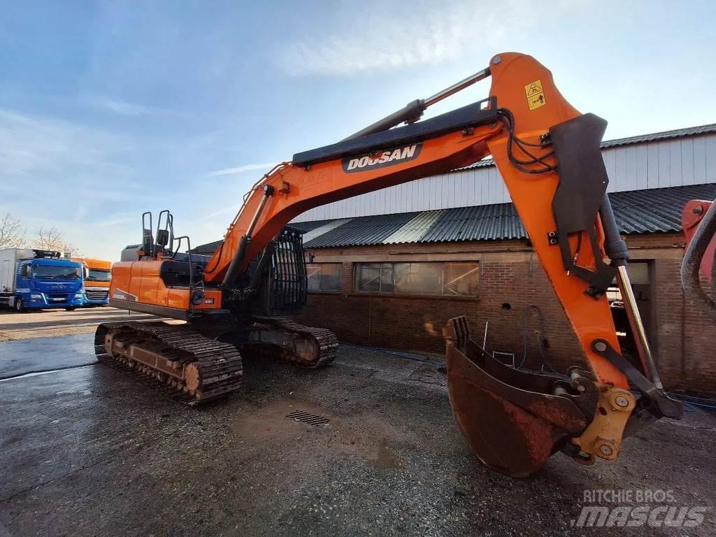 Doosan DX235lc Raupenbagger