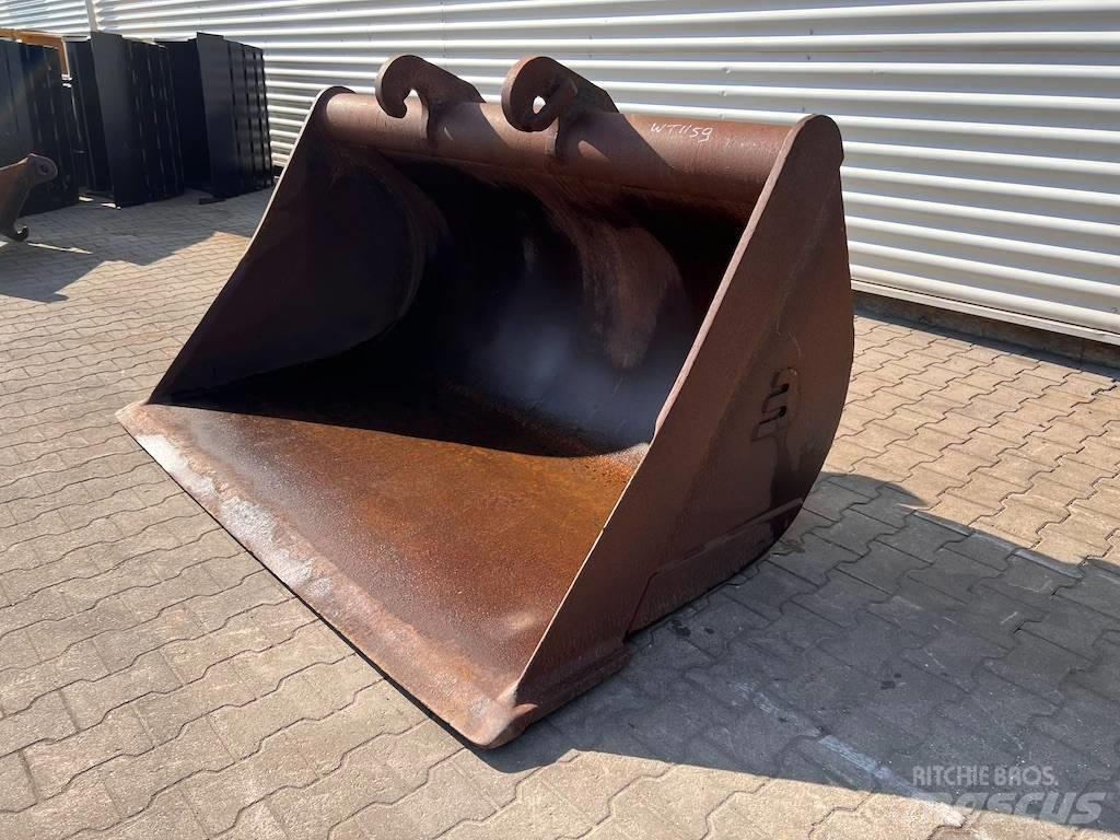 Beco Slotenbak CW40 Schaufeln
