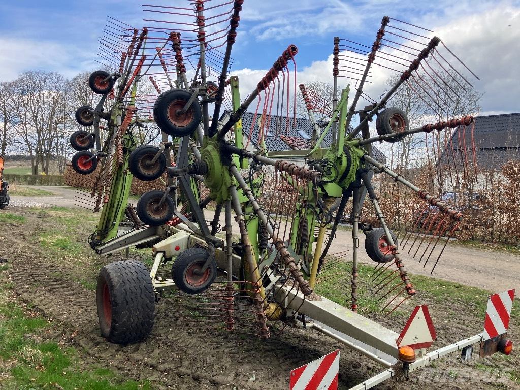 CLAAS Liner 3500 Kreiselheuer/-wender
