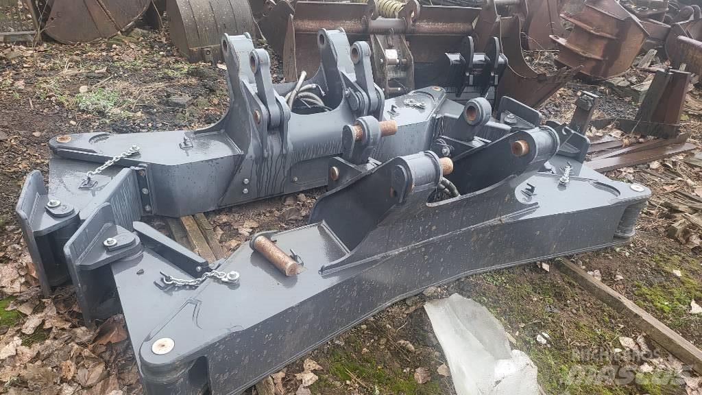 Doosan outdigger Chassis