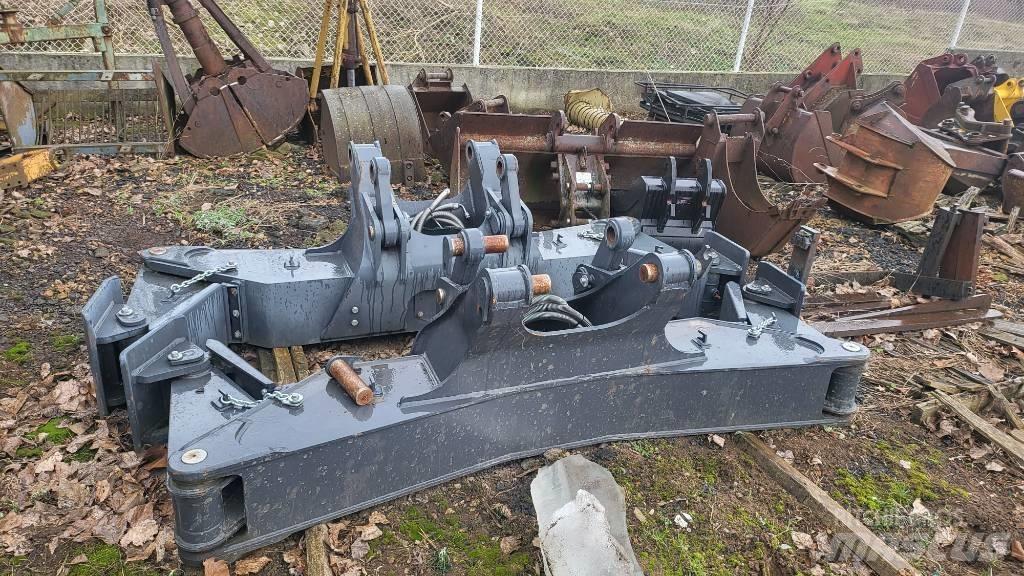 Doosan outdigger Chassis