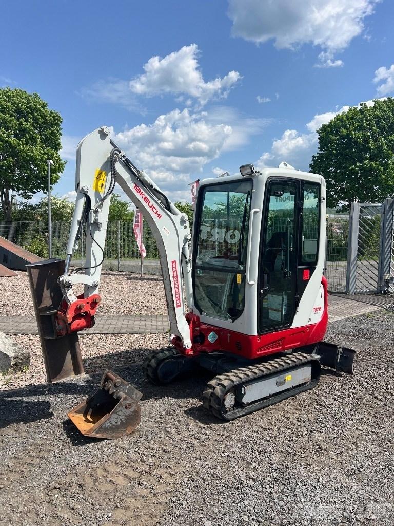 Takeuchi TB 216 Minibagger < 7t