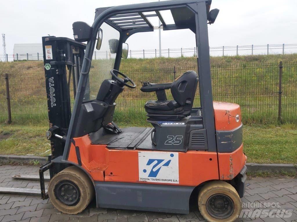 Toyota 7 FB MF 25 Elektrostapler