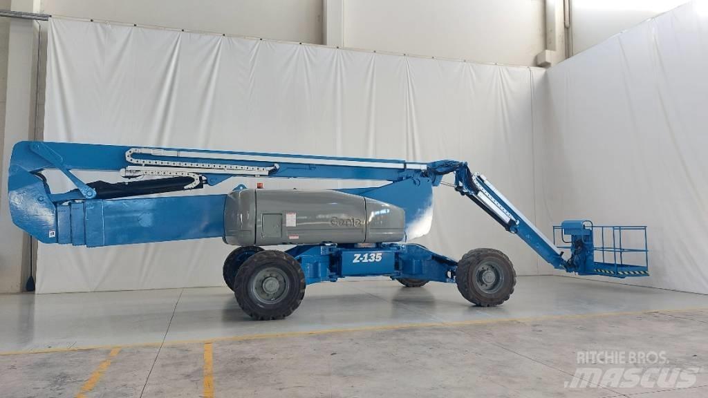 Genie ZX 135/70 Gelenkteleskoparbeitsbühnen