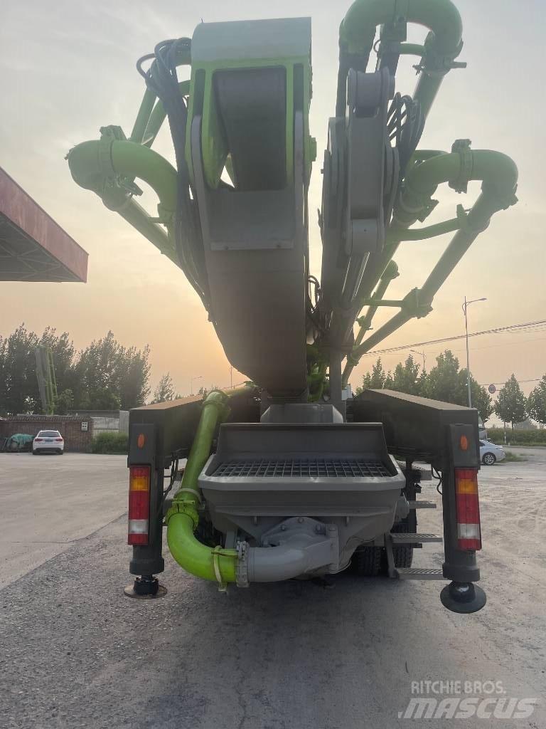  Zoomlion中联重科 52X-6RZ Betonpumpen