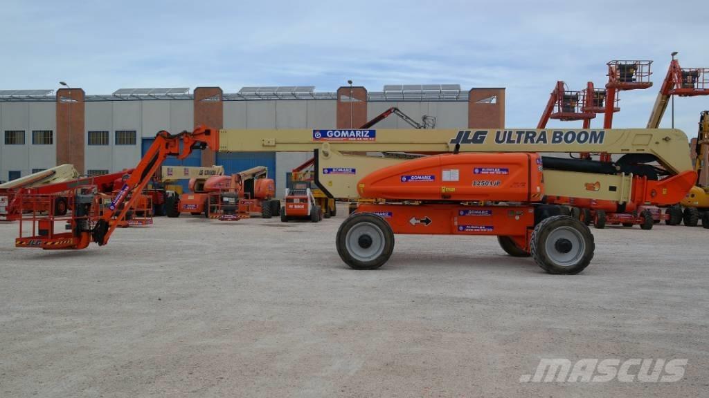 JLG 1250AJP Gelenkteleskoparbeitsbühnen