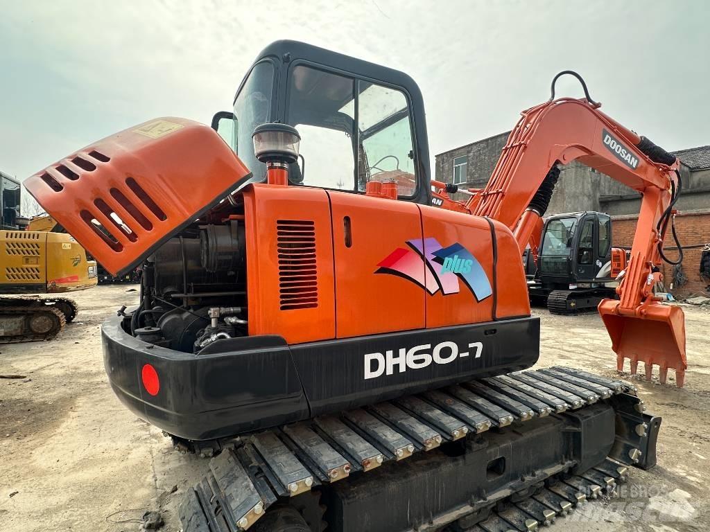 Doosan DH 60-7 Raupenbagger