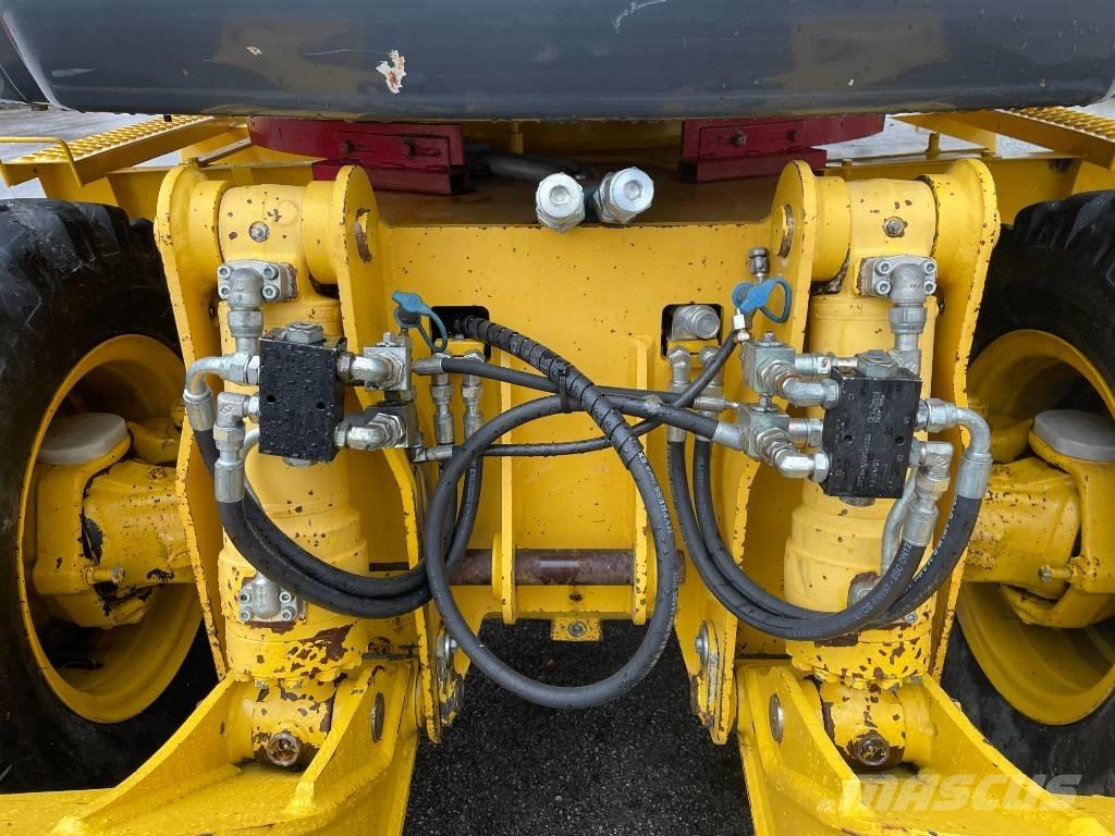 Komatsu PW 98 MR-8 Mobilbagger