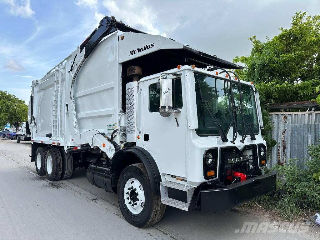 Mack MR613 Müllwagen