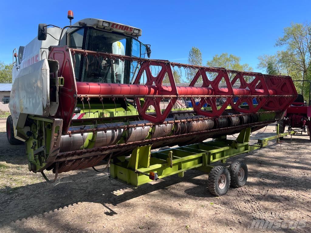CLAAS Lexion 450 Mähdrescher