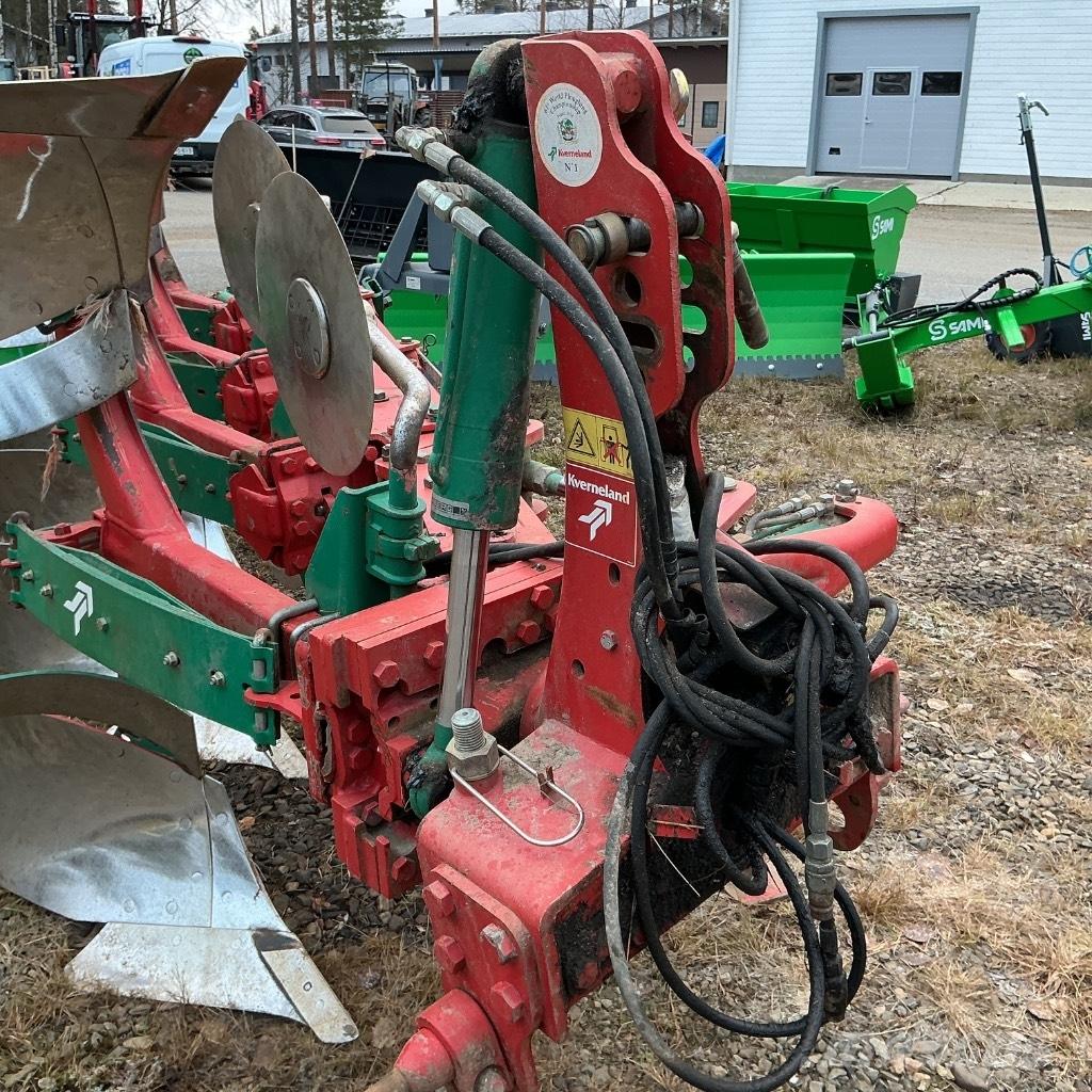 Kverneland ES85 Wendepflüge