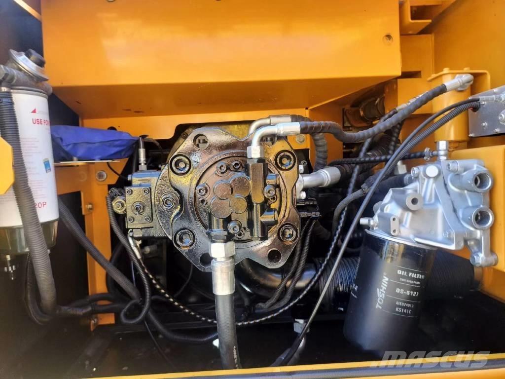 Sany SY215C Raupenbagger