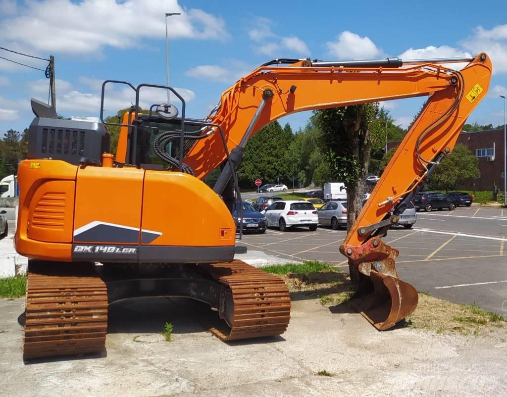 Doosan DX140LCR-7 Raupenbagger