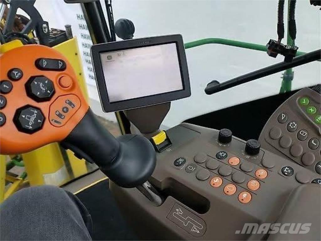 John Deere 8600 Selbstfahrende Häcksler
