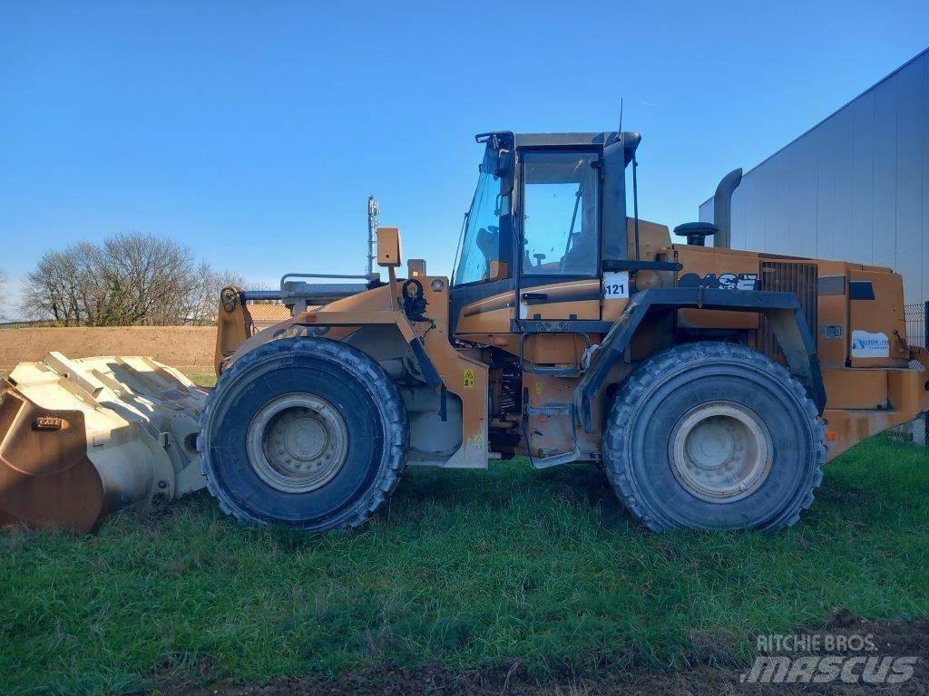 CASE 821 C Radlader
