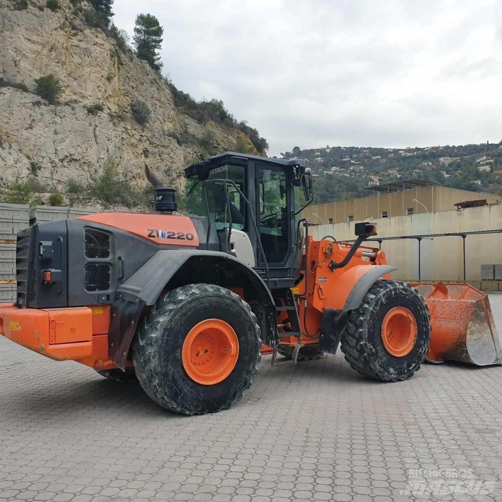 Hitachi ZW 220-5 Radlader