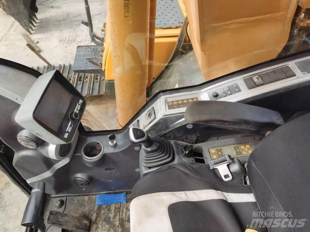 Hyundai 220lc-9s Raupenbagger