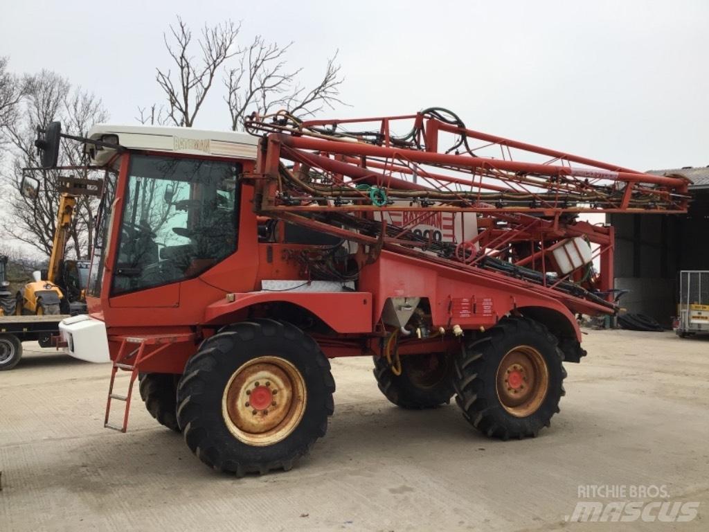 Bateman RB25 SPRAYER Selbstfahrende Sprühgeräte