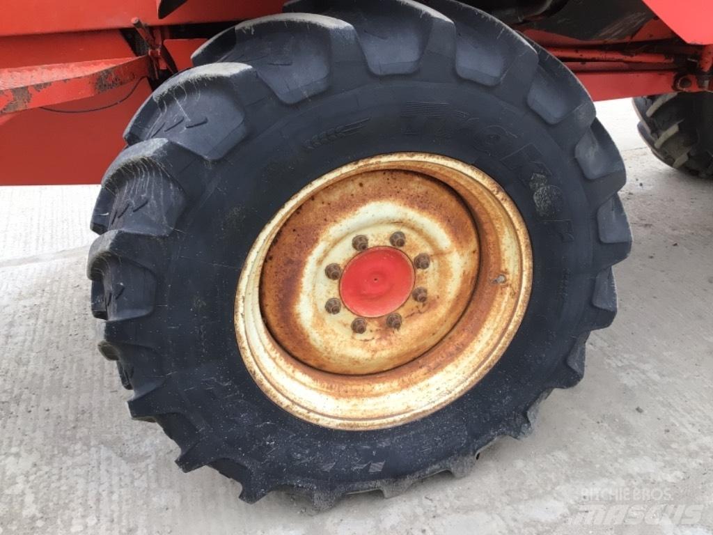 Bateman RB25 SPRAYER Selbstfahrende Sprühgeräte