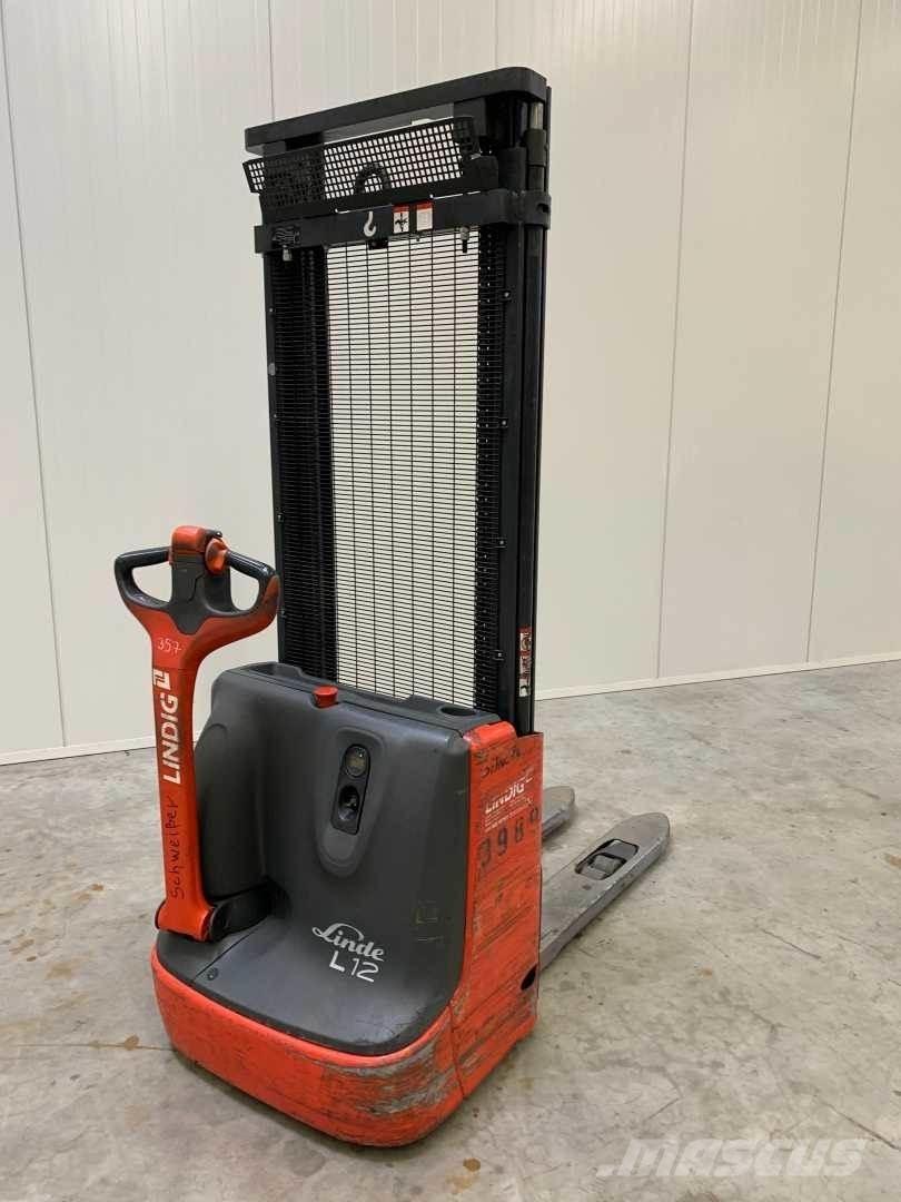 Linde L12 Selbstfahrstapler