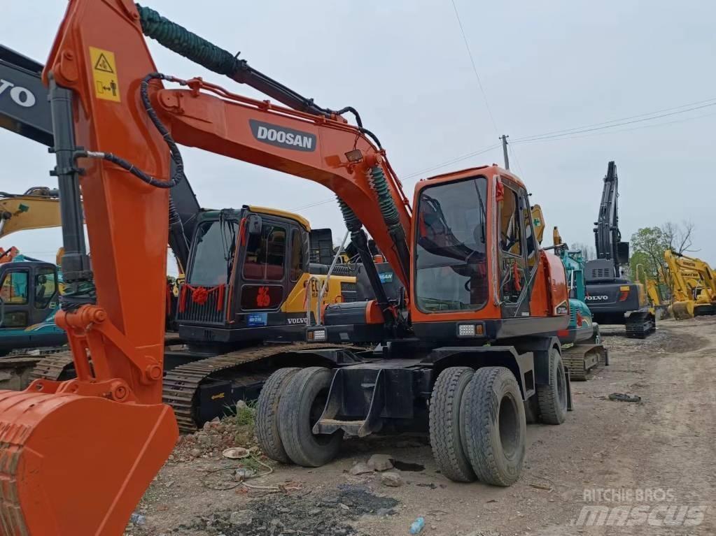 Doosan 150 W Mobilbagger