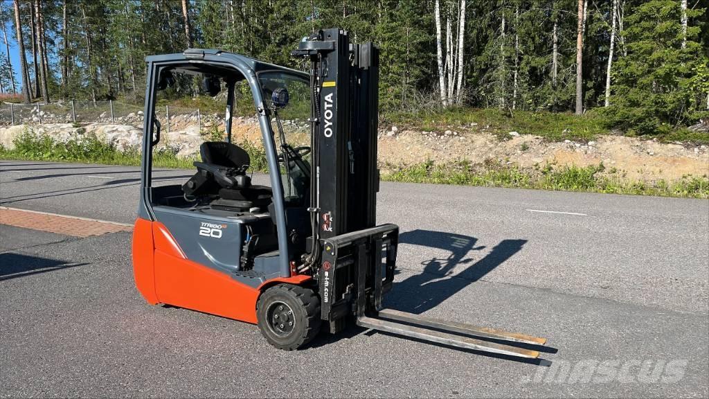 Toyota 8 FBET 20 Elektrostapler