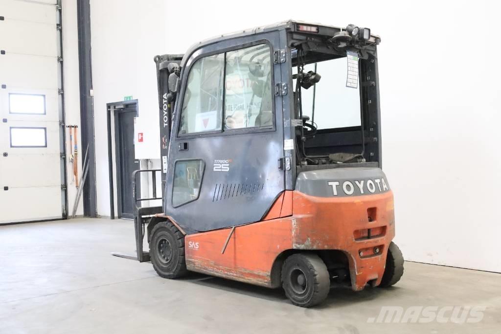 Toyota 8 FBMT 25 Elektrostapler