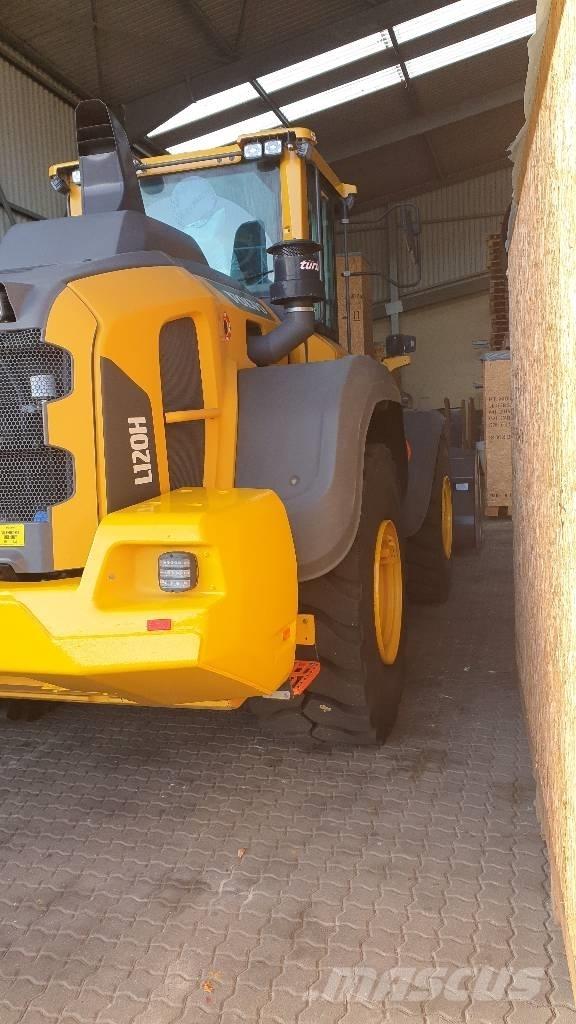 Volvo L 120 H Radlader