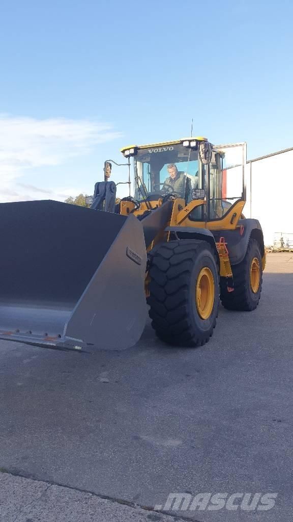 Volvo L 120 H Radlader