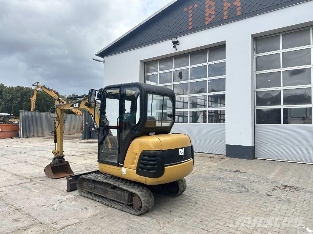 CAT 302.5 Minibagger < 7t