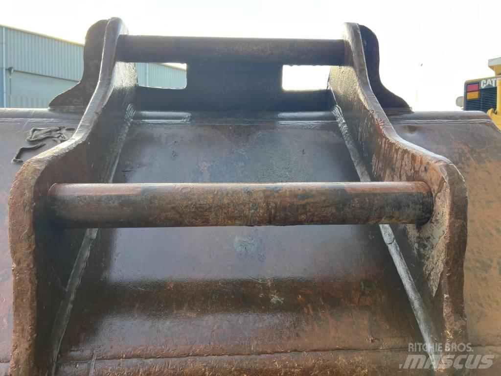 OilQuick OQ90 Schaufeln