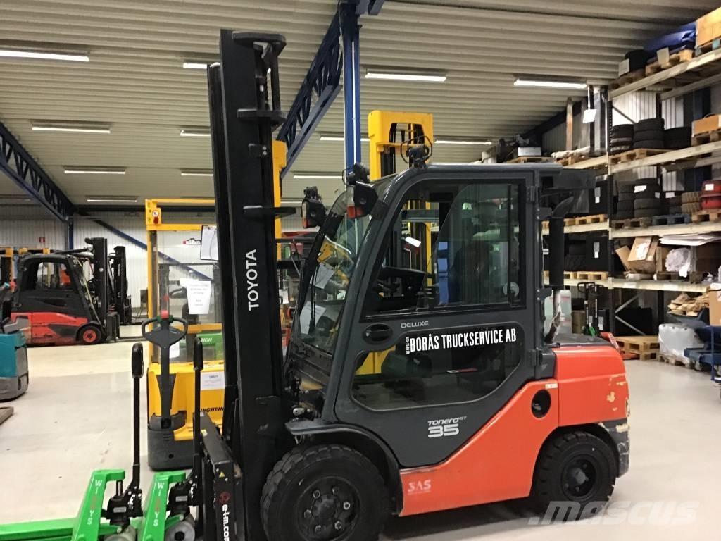 Toyota 06-8 FDJ 35 F Dieselstapler