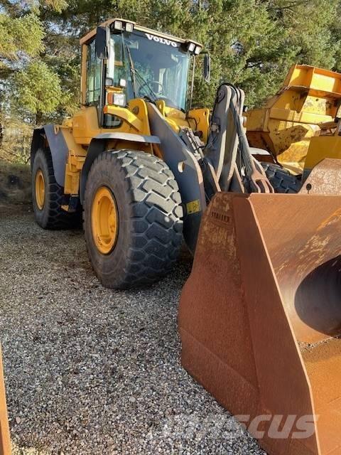 Volvo L120F Radlader